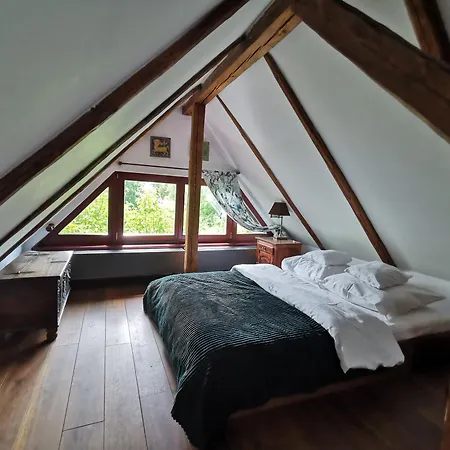 Samotnia W Ogrodzie * Краков