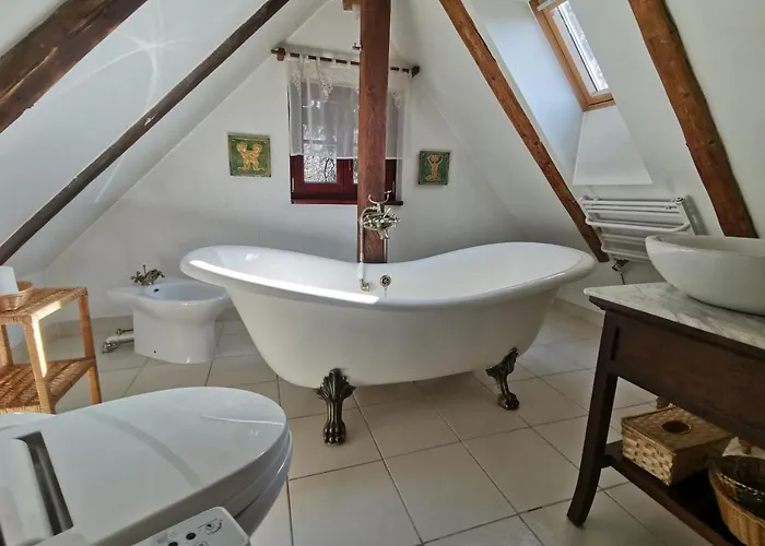 Samotnia W Ogrodzie Διαμέρισμα